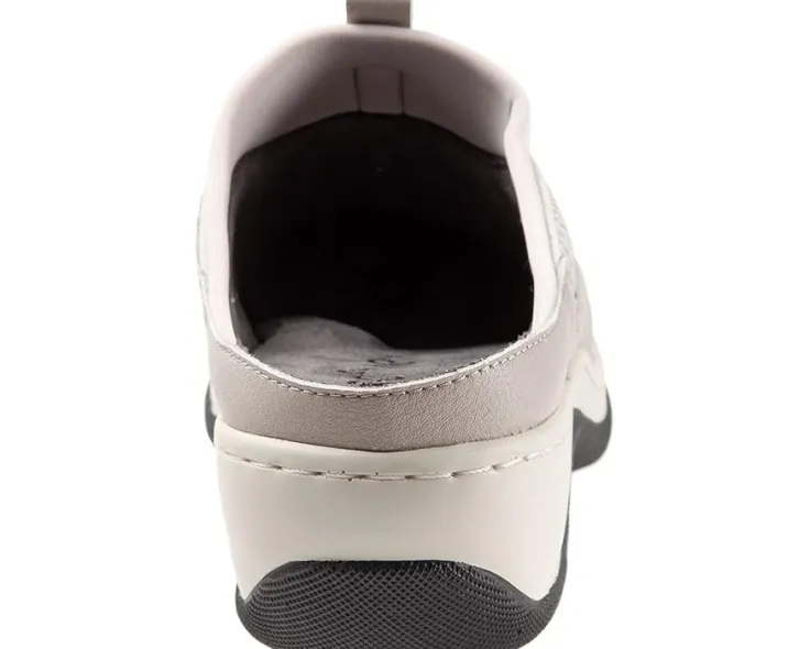 aberdeen_4.webp SoftWalk Mules<Aberdeen Grey