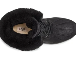 UGG Comfort<Adirondack Boot III Black/Black