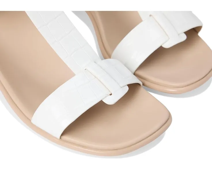 brandy_5.webp Naturalizer Comfort<Brandy White Faux Leather