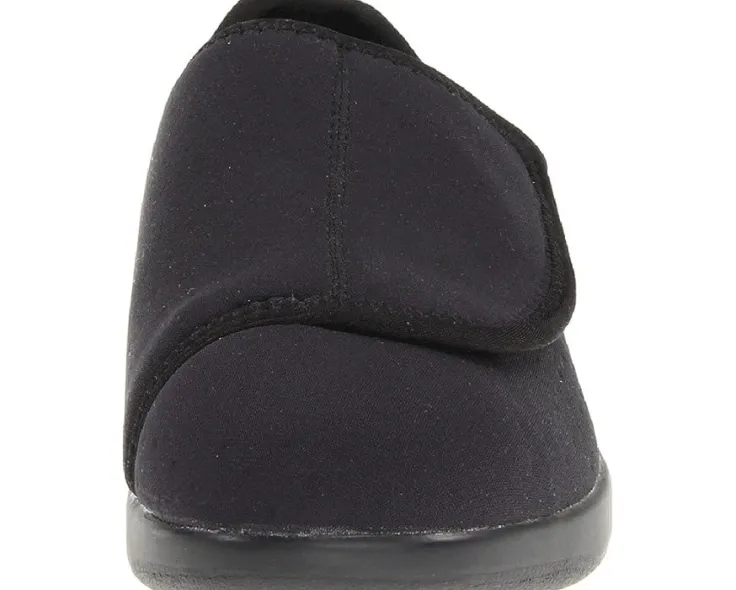 cush_xn_foot_6.webp Propet Adaptive | Slippers<Cush 'N Foot Black