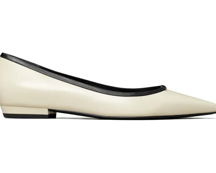 double_t_buckle_pointed_t_2.webp Tory Burch Flats<Double T Buckle Pointed Toe Flats Light Cream/Perfect Black
