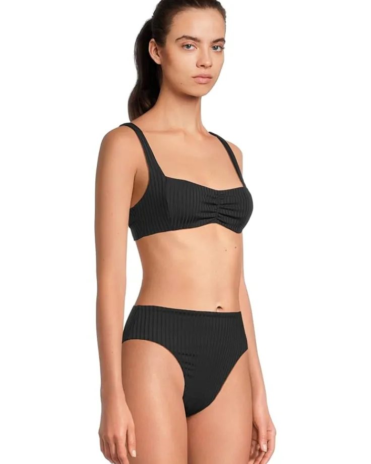 effie_top_1.webp L*Space Swimwear & Cover Ups<Effie Top Black