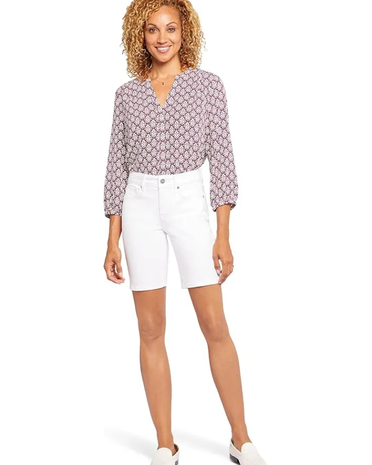ella_shorts_with_sideseam_0.webp NYDJ Shorts<Ella Shorts with Sideseam Slits in Optic White