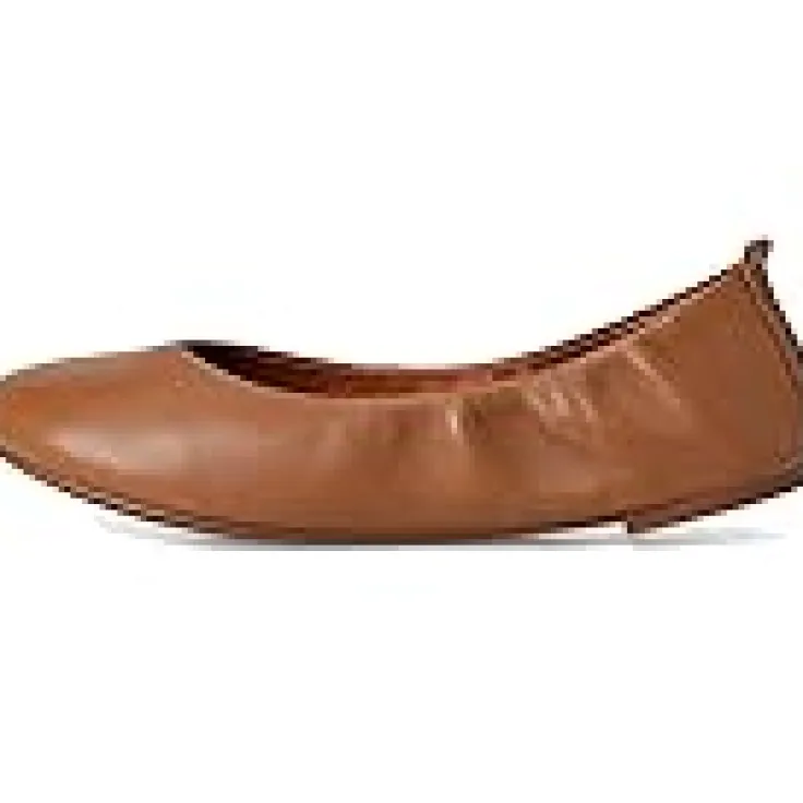 emmielou_leather_ballet_f_0.webp Lucky Brand Flats<Emmielou Leather Ballet Flat Almond