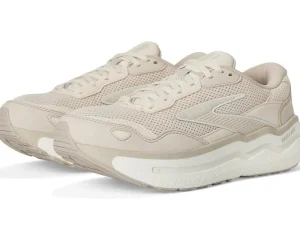 Brooks Sneakers & Athletic<Ghost Max Suede Almond Peach/Chateau/Coconut