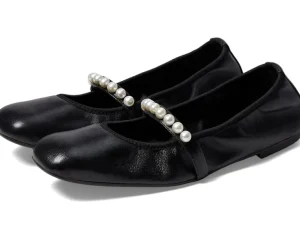 Stuart Weitzman Flats<Goldie Ballet Flat Black