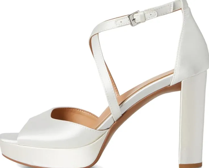 melody_3-1.webp Naturalizer Heels<Melody Pearl White Satin Fabric