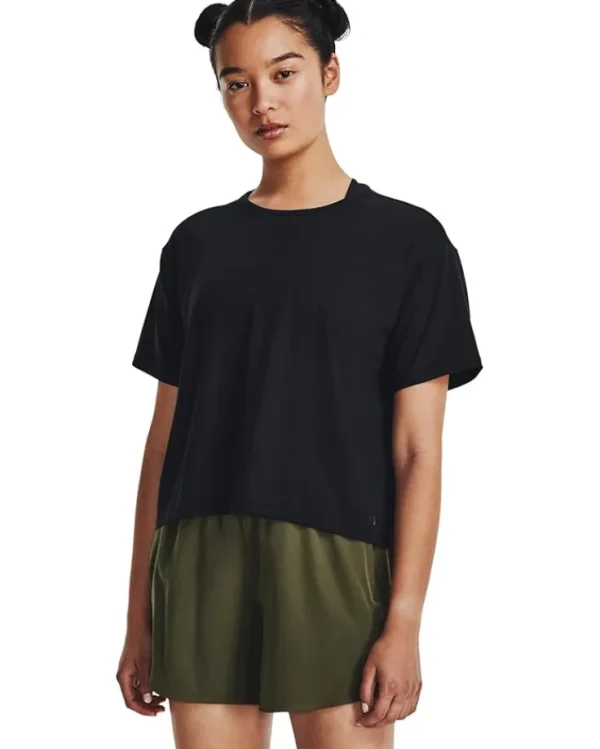Under Armour Activewear<Motion Short Sleeve T-Shirt Black/Jet Gray