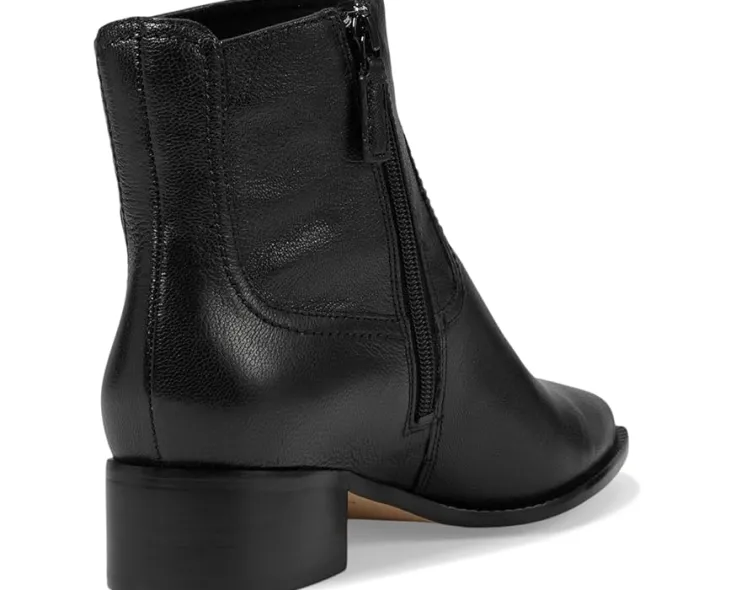 naia_booties_4.webp Cole Haan Boots & Booties<Naia Booties Black Leather