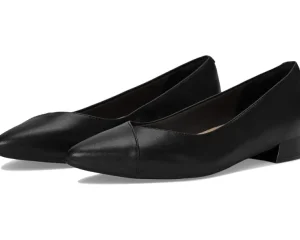 Clarks Flats<Natalyn Wish Black Leather
