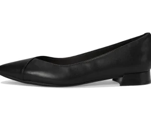 Clarks Flats<Natalyn Wish Black Leather