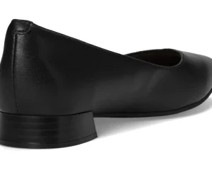 Clarks Flats<Natalyn Wish Black Leather