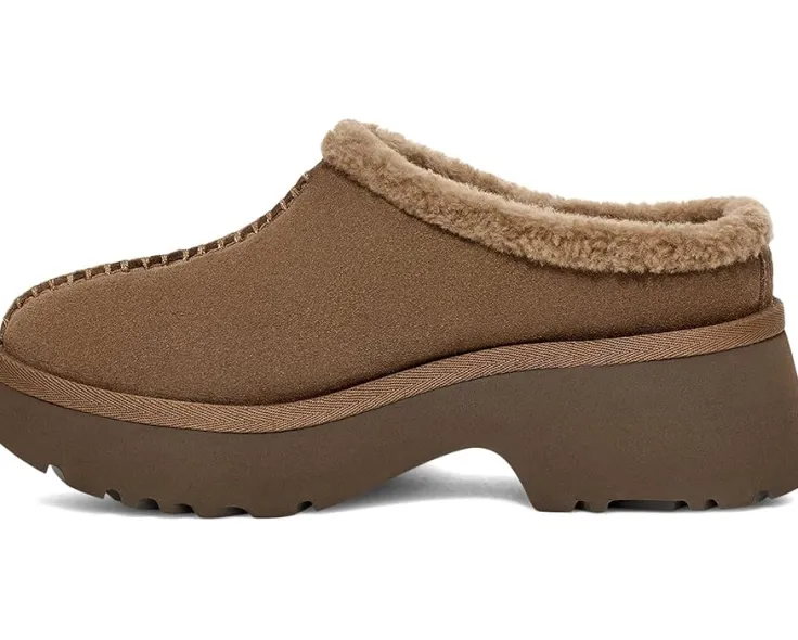 new_heights_cozy_clog_2.webp UGG Clogs<New Heights Cozy Clog Hickory