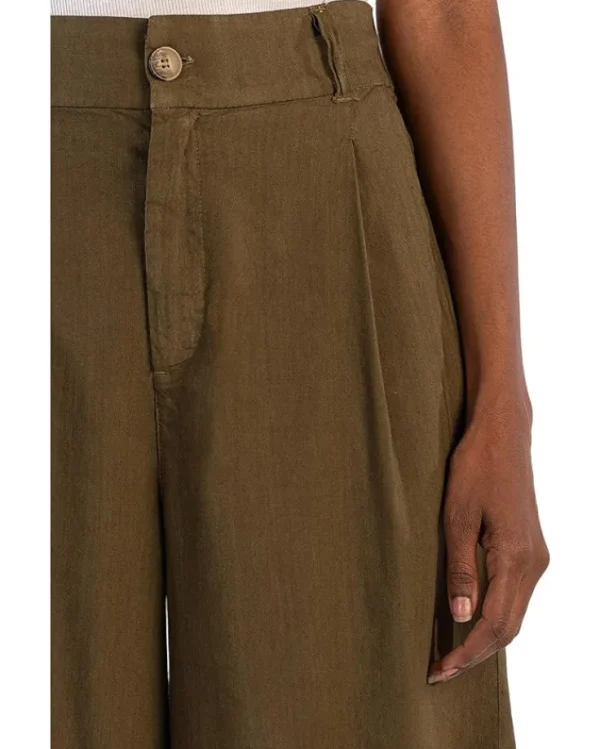 KUT from the Kloth Shorts<Nicolette - Linen Shorts With Pleats Dark Olive