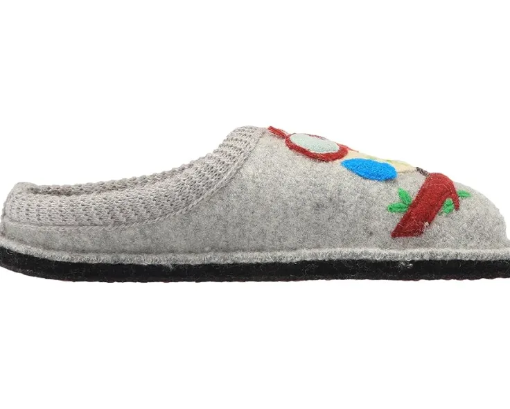 olivia_5.webp Haflinger Slippers<Olivia Stone