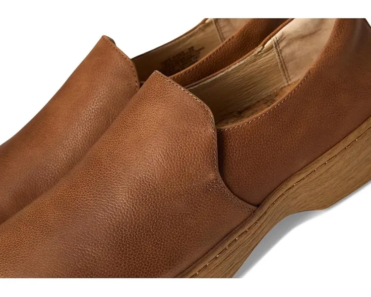 orygin_5.webp Alegria Flats<Orygin Maple