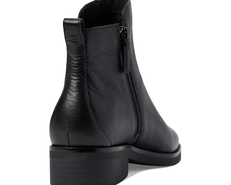 river_chelsea_bootie_4.webp Cole Haan Boots & Booties<River Chelsea Bootie BLACK LEATHER W/BLACK OUTSOLE