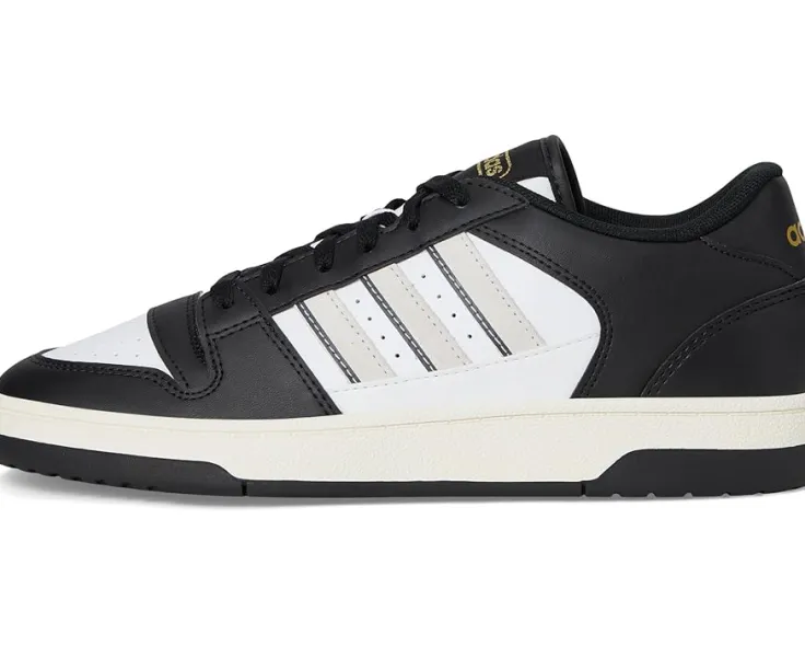 turnaround_3.webp adidas Sneakers & Athletic<Turnaround Black/Crystal Sand/Cloud White