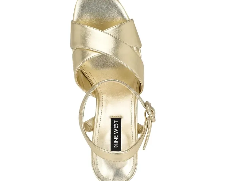 vallen_1.webp Nine West Heels<Vallen Gold