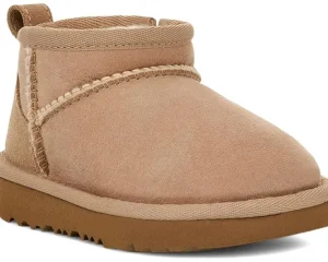 UGG Kids Classic Ultra Mini (Toddler/Little Kid) | Kids/BOY Boots | Boots