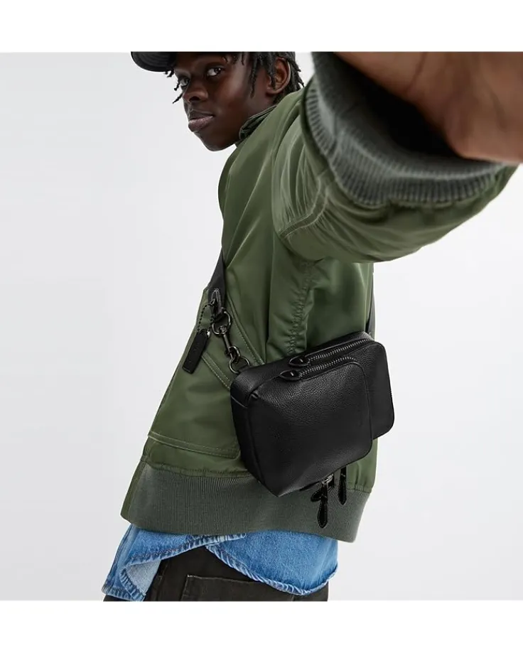 gotham_sling_pack__4.webp COACH Gotham Sling Pack 13 | Bags