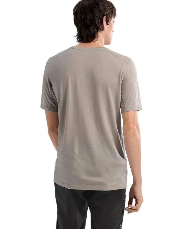 Arc'teryx Ionia Merino Wool Arc'Word Logo Short Sleeve | Activewear | Shirts & Tops